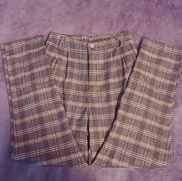 High Waisted Plaid Trousers - Picture 3 of 12